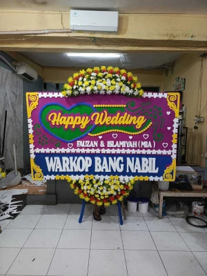 Papan Bunga di Curahgrinting Kanigaran